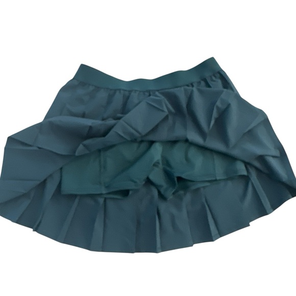 Alo Yoga Varsity Tennis Skirt in Midnight Green Medium - Picture 9 of 12